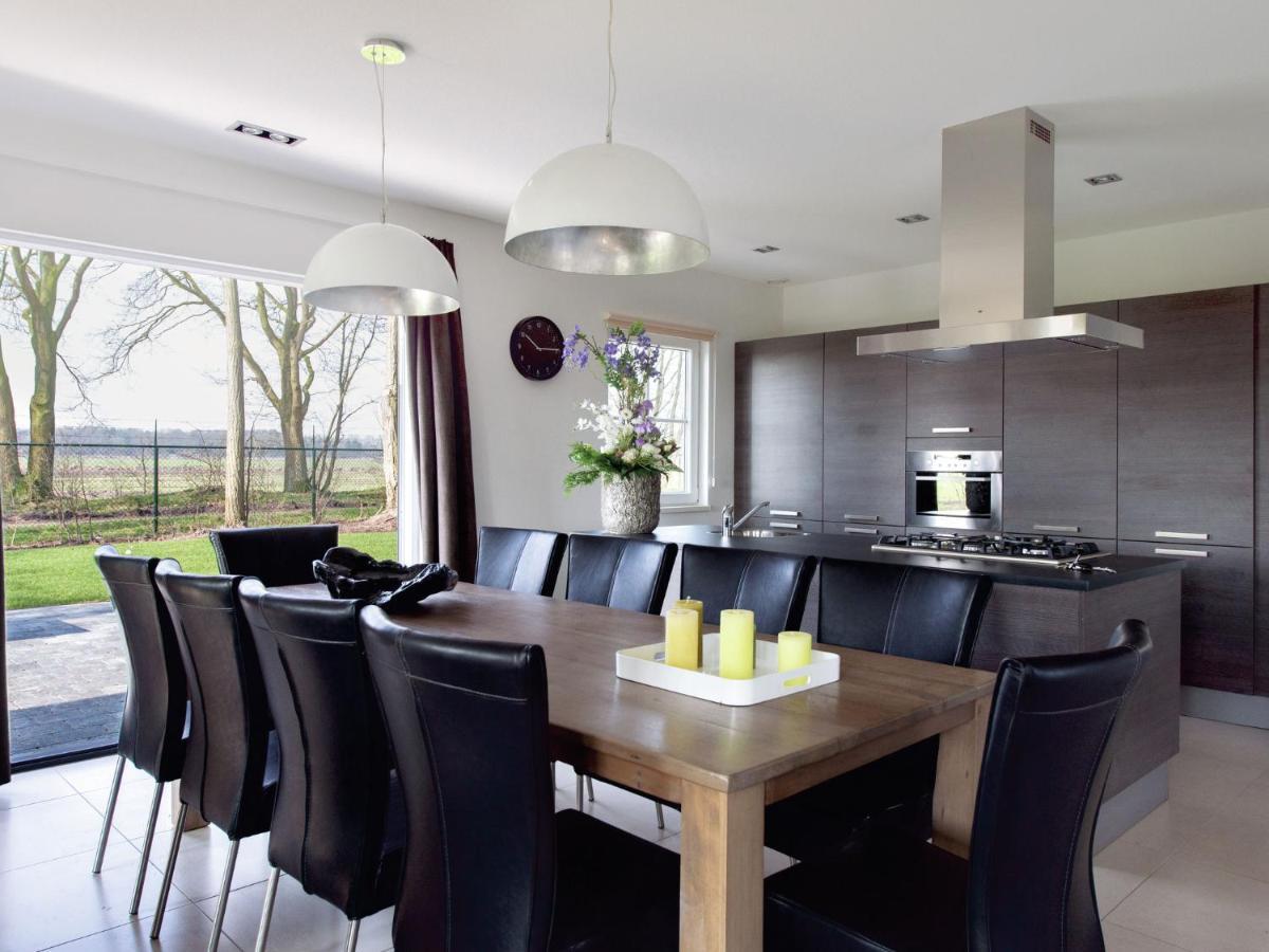 Spacious Home With A Fireplace At 3 Km From Baarle-Nassau Exterior photo