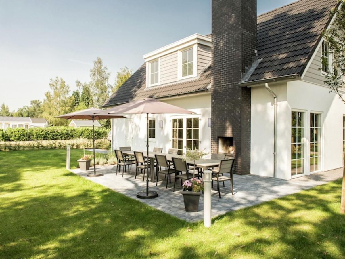 Spacious Home With A Fireplace At 3 Km From Baarle-Nassau Exterior photo